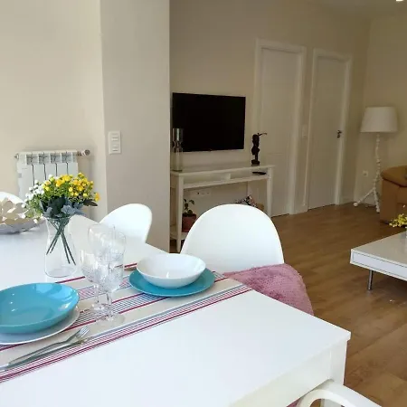Apartman El Cedro Lloron Ávila