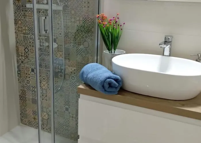 El Cedro Lloron * Ávila